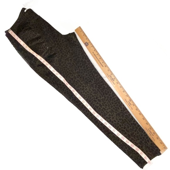 Mudd FLXPonte Hi-rise Leggings Animal Print Front Zippered Pocket Size XL - Picture 6 of 7